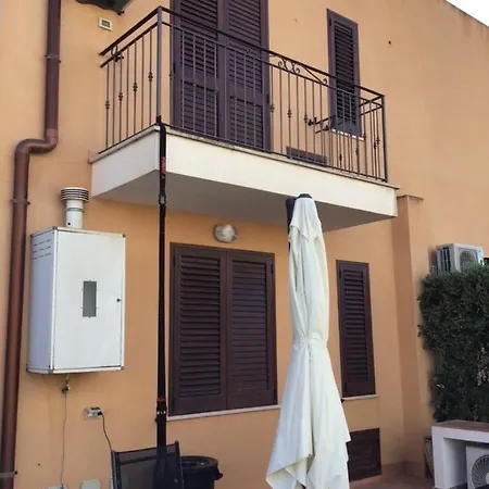 Sebastiano. A 1,2 Km Dallo Stagnone *
