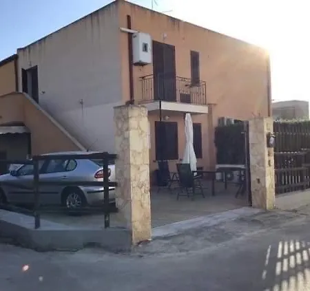 Sebastiano. A 1,2 Km Dallo Stagnone Appartement *
